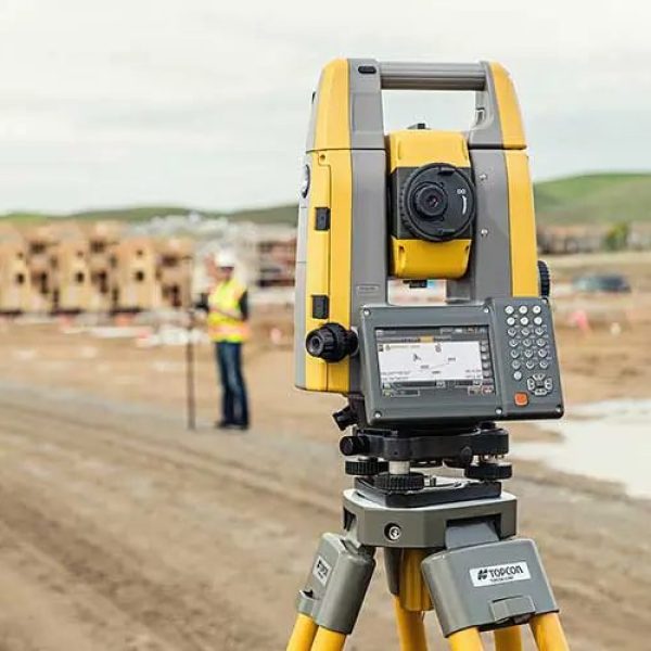estacao-total-robotizada-estacao-total-topcon.jpg